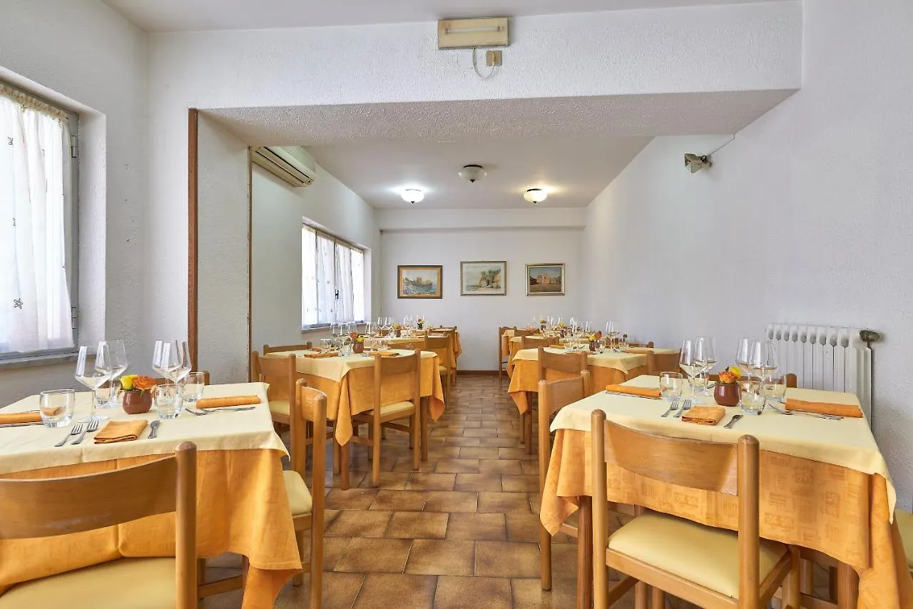Albergo Natalina Finale Ligure 2*,  Italien